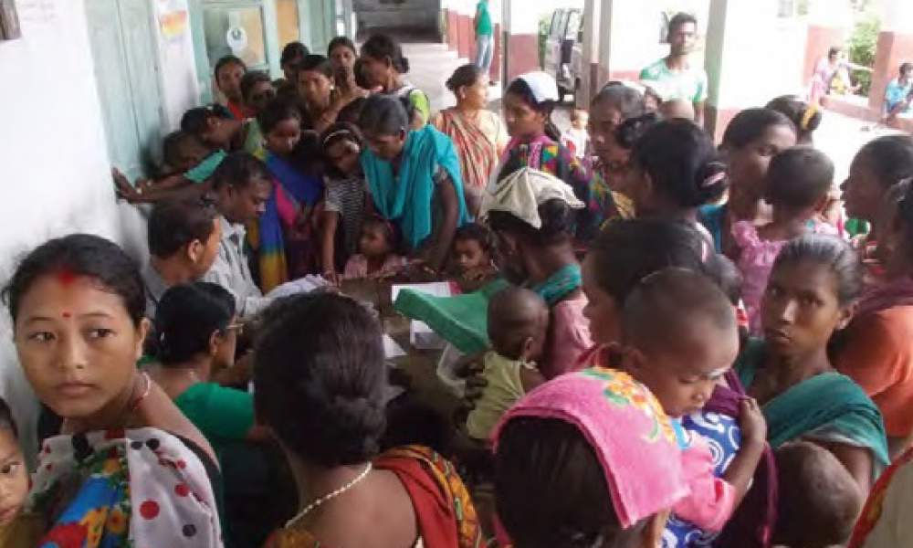 Medical Camps at Closed Gardens in the Dooars in partnership with Solidaridad Medical Camps at Closed Gardens in the Dooars in partnership with Solidaridad